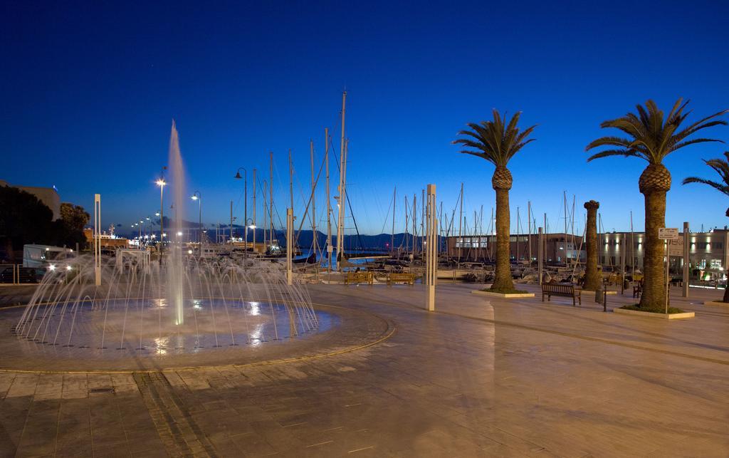 Pensión Mani Cagliari