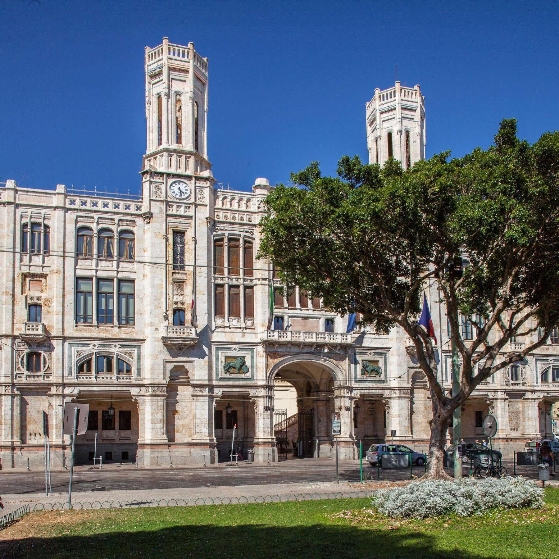 Mani Cagliari